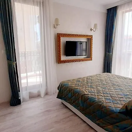 апартамент Harmony Suites-2 Bedroom