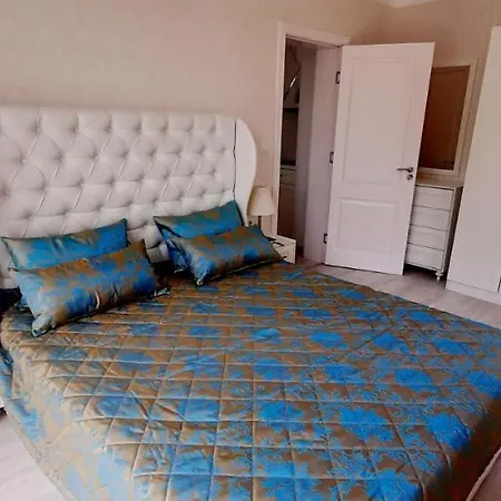 апартамент Harmony Suites-2 Bedroom Slăntjev Brjag